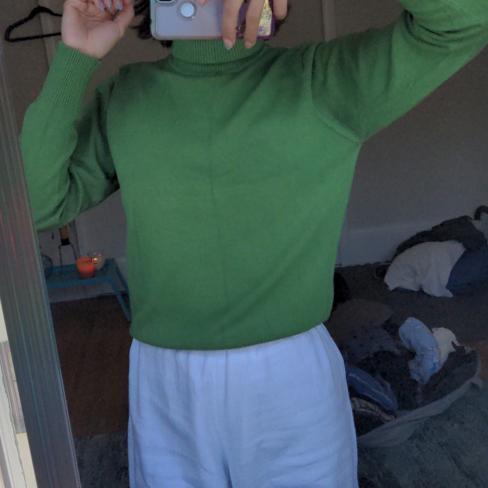 Green Turtle neck sweater